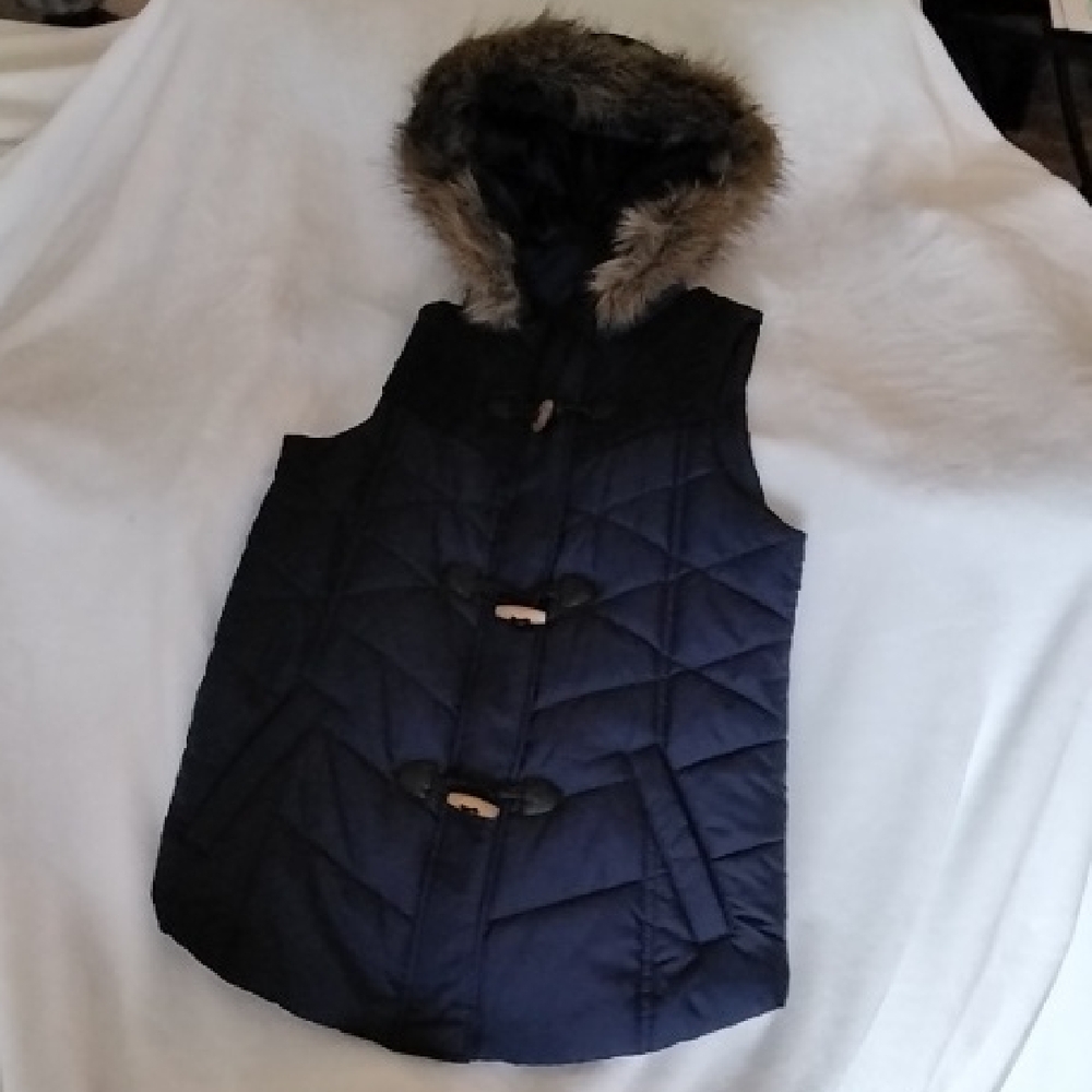 Maurices Navy Blue w/Tan Faux Fur-Lined Hood, NWOT!